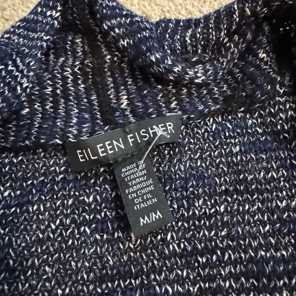 ⭐️ Eileen Fisher women’s cardigan sweater size medium - Picture 5 of 5